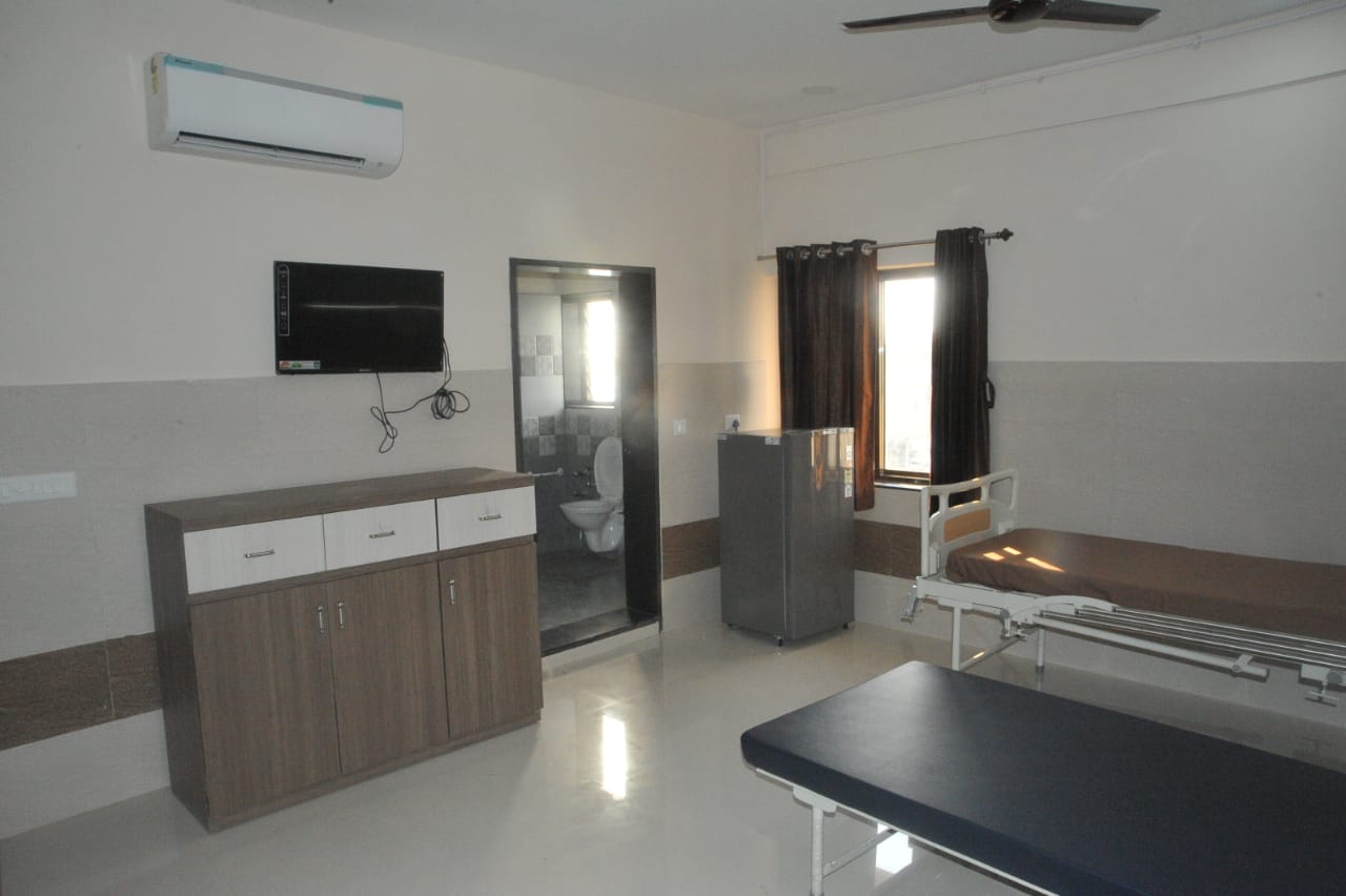 Knee replacement surgery in Anand